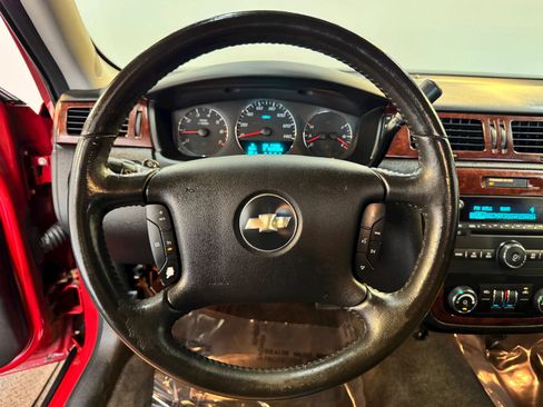 Used 2007 Chevrolet Impala LT w/ Preferred Equipment Group FWD image 16