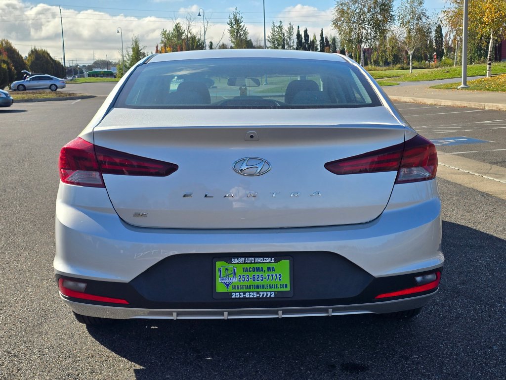 Used 2019 Hyundai Elantra SE FWD image 4