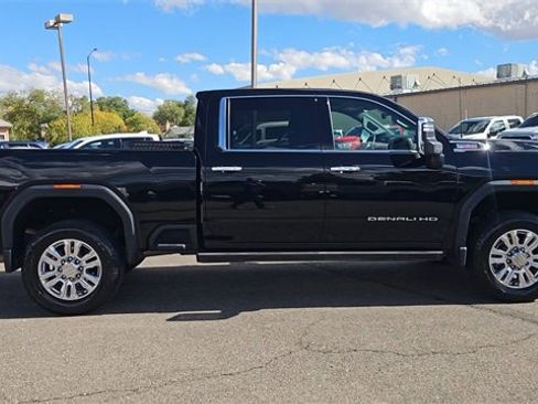 Used 2021 GMC Sierra 2500 Denali w/ Denali Ultimate Package image 9