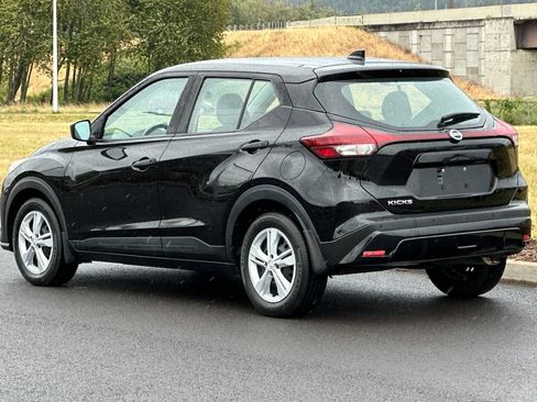Used 2021 Nissan Kicks S FWD image 5