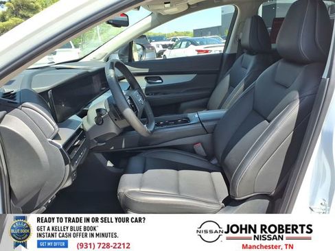 Certified 2025 Nissan Murano SL AWD/4WD image 3