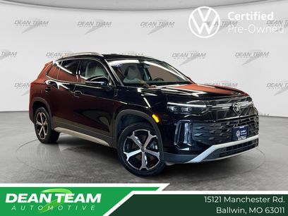 Certified 2025 Volkswagen Tiguan SE w/ Panoramic Sunroof Package