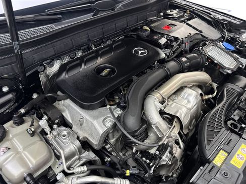 Used 2025 Mercedes-Benz GLB 250 4MATIC image 75
