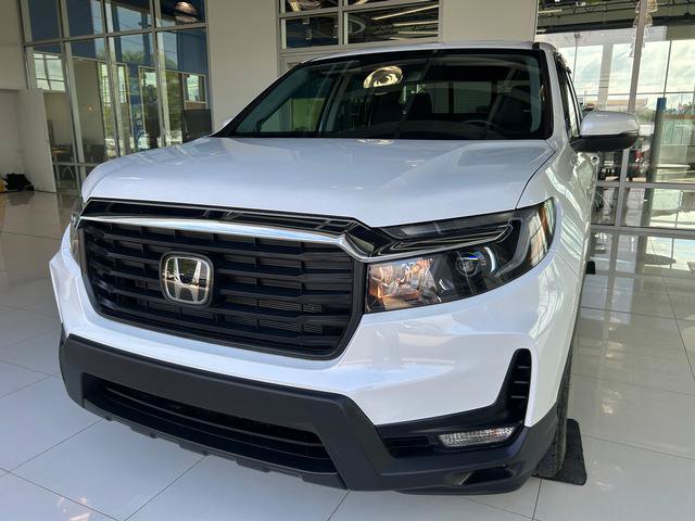 Certified 2023 Honda Ridgeline RTL image 3