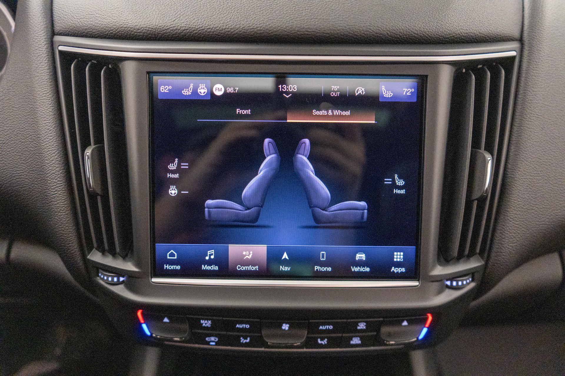 Used 2023 Maserati Levante GT AWD/4WD image 28