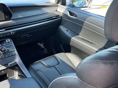 Used 2023 Hyundai Palisade Limited FWD image 18