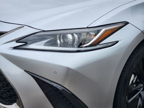 Used 2024 Lexus ES 350 F Sport w/ Accessory Package (Z2) FWD image 9