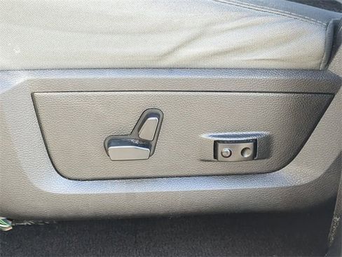 Used 2018 RAM 1500 Big Horn image 21