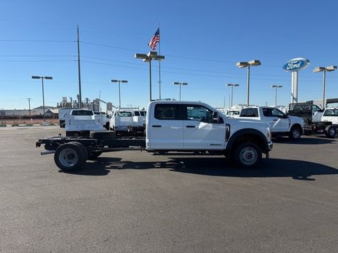 New 2025 Ford F550 4x4 Crew Cab image 2
