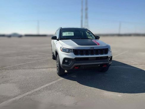 New 2026 Jeep Compass Trailhawk image 17