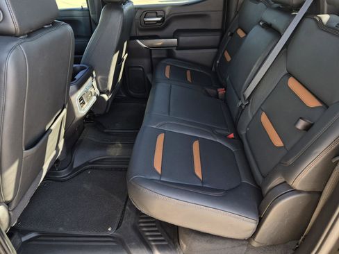 Used 2022 GMC Sierra 1500 AT4 w/ AT4 Preferred Package image 31