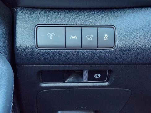 Used 2023 Hyundai Santa Fe SEL image 11