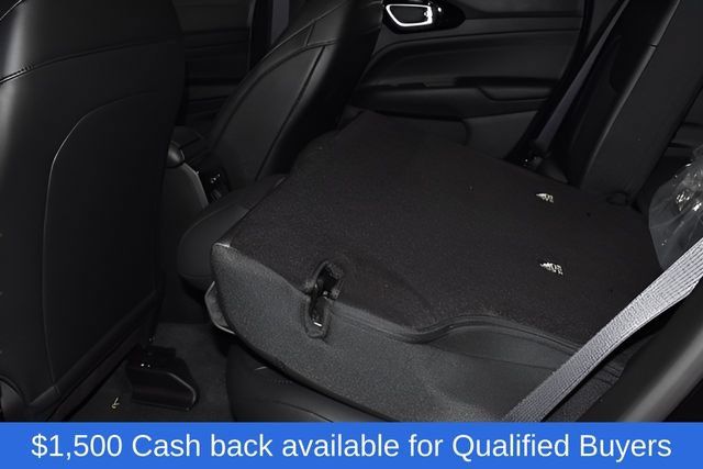 New 2026 Jeep Compass Latitude w/ Sun and Sound Group AWD/4WD image 31