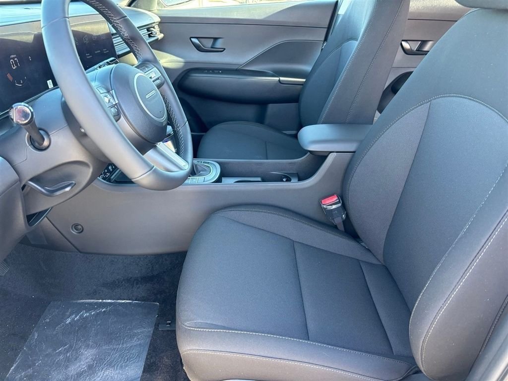 Used 2026 Hyundai Kona SEL Sport FWD image 11