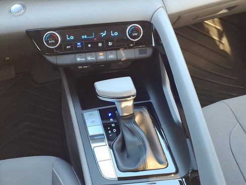 Certified 2025 Hyundai Elantra Blue w/ Cargo Package image 21