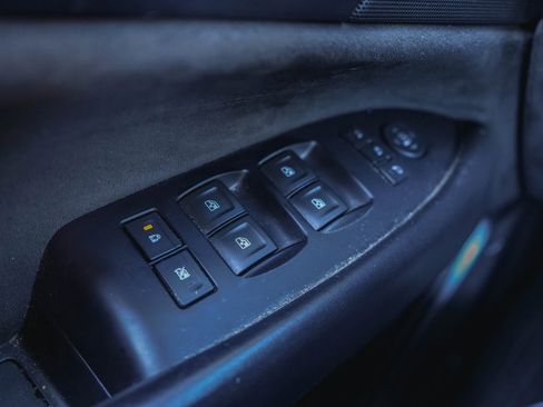 Used 2018 Cadillac Escalade Platinum image 20