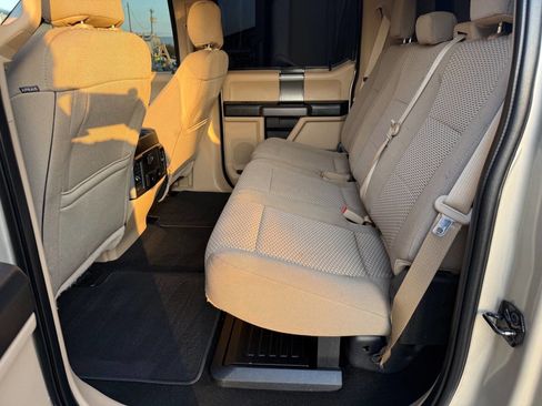 Used 2017 Ford F250 XLT w/ XLT Premium Package image 17