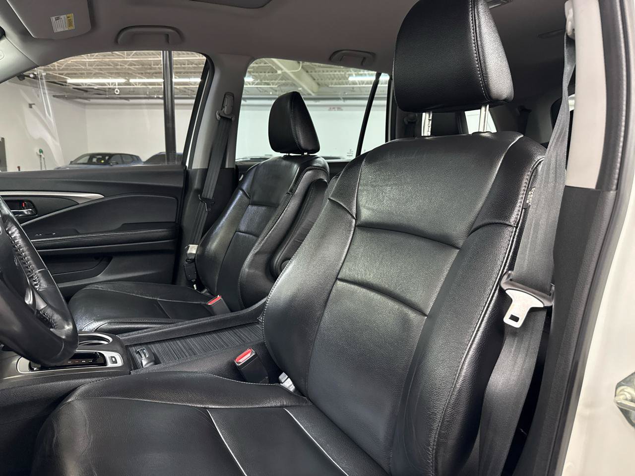 Used 2017 Honda Pilot EX-L image 11