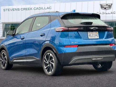Used 2022 Chevrolet Bolt EUV Premier w/ Sun & Sound Package image 5