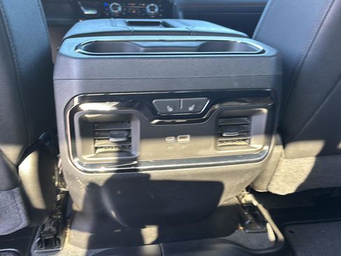 Used 2022 GMC Sierra 1500 AT4 w/ AT4 Premium Package image 20