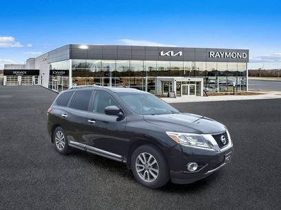 Used 2016 Nissan Pathfinder SL w/ SL Premium Package