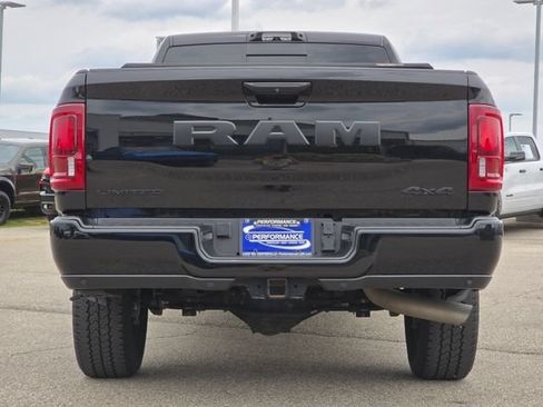 Used 2026 RAM 2500 Limited AWD/4WD image 42