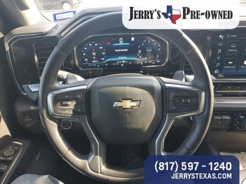 Used 2023 Chevrolet Silverado 1500 LTZ w/ LTZ Convenience Package II AWD/4WD image 13