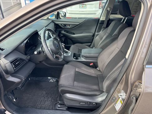 Used 2022 Subaru Outback Premium image 14