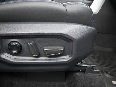 Used 2025 Toyota Sequoia Platinum AWD/4WD image 12