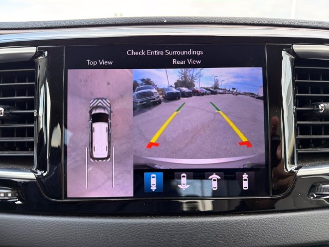 Used 2018 Chrysler Pacifica Touring-L Plus FWD image 13