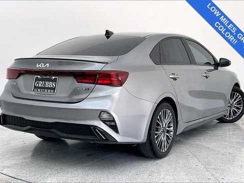 Used 2022 Kia Forte GT-Line image 2