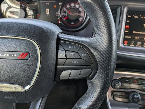 Used 2016 Dodge Challenger SXT Plus image 15