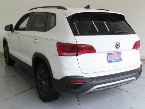 Used 2024 Volkswagen Taos S w/ MDO Package FWD image 6