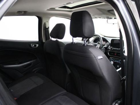Used 2018 Ford EcoSport SE image 22
