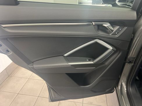 Used 2023 Audi Q3 2.0T Premium w/ Black Optic Sport Package image 37