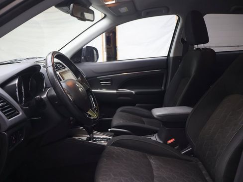 Used 2021 Mitsubishi Outlander Sport ES image 16