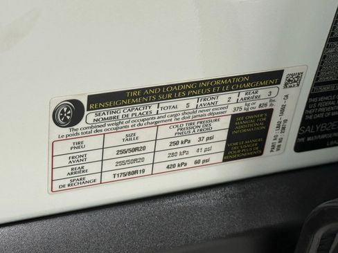 Used 2020 Land Rover Range Rover Velar S image 52