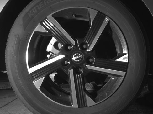 Used 2025 Nissan Sentra SV image 15