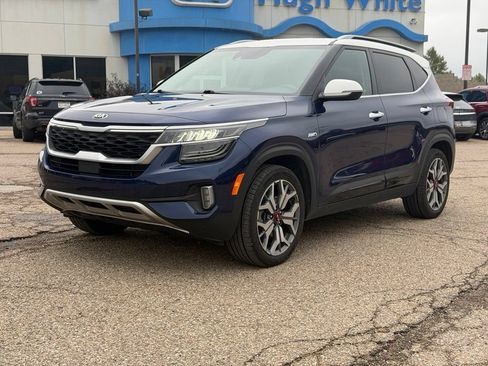 Used 2021 Kia Seltos SX AWD/4WD image 2