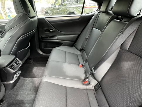 Used 2021 Lexus ES 350 F Sport w/ Accessory Package 2 FWD image 32