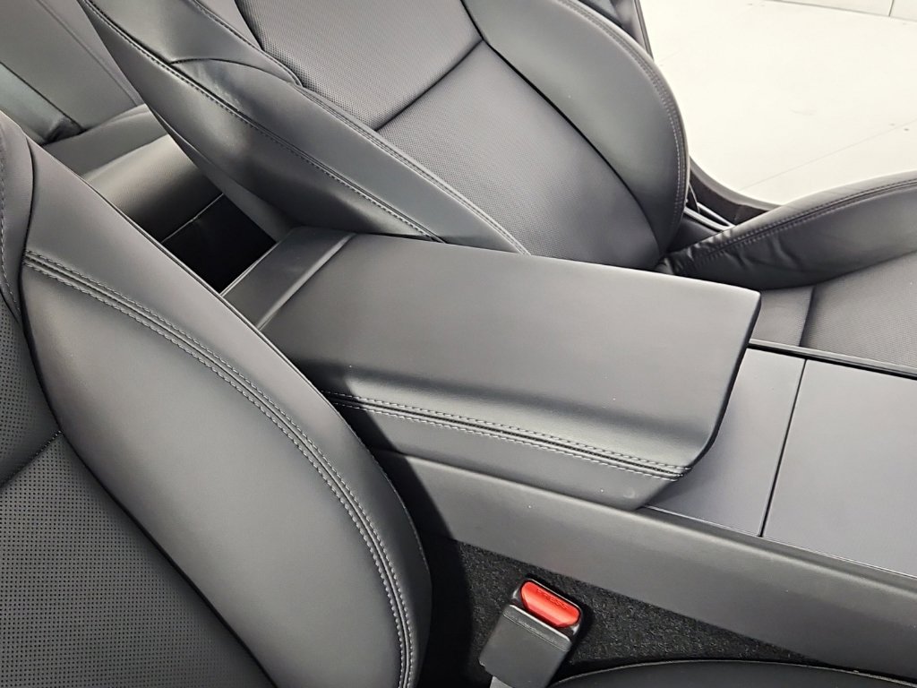 Used 2025 Tesla Model 3 Long Range RWD image 16