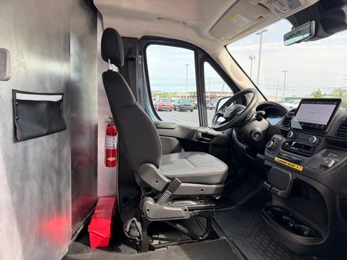 Used 2024 RAM ProMaster 3500 FWD image 12