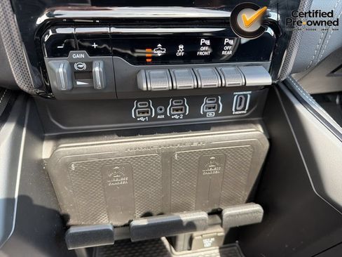 Used 2025 RAM 1500 Limited AWD/4WD image 99