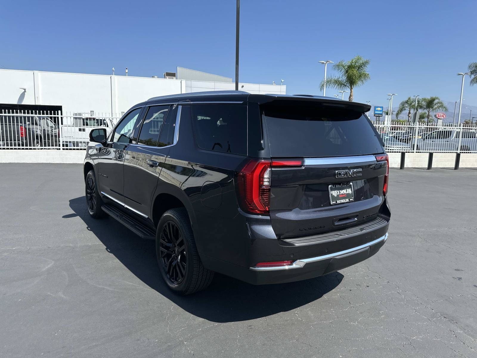 New 2026 GMC Yukon Elevation w/ Elevation Premium Package AWD/4WD image 8