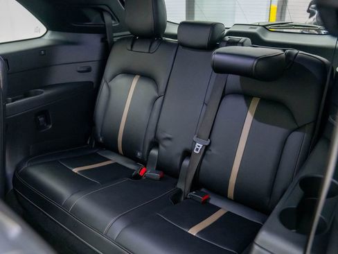 Used 2024 MAZDA CX-90 3.3 Turbo w/ Premium Plus Pkg image 18