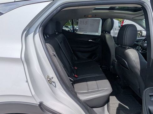 Used 2023 Buick Encore GX Essence w/ Experience Buick Package FWD image 15