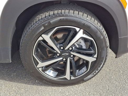 Used 2023 Chevrolet TrailBlazer RS w/ Technology Package image 8