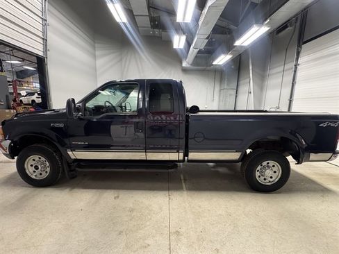 Used 2000 Ford F250 4x4 SuperCab Super Duty image 4