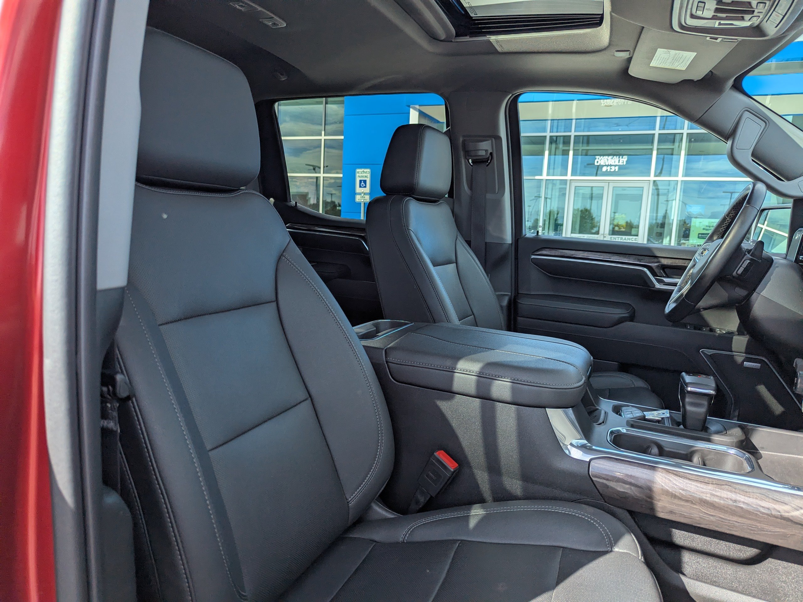 Certified 2023 Chevrolet Silverado 1500 LTZ AWD/4WD image 45