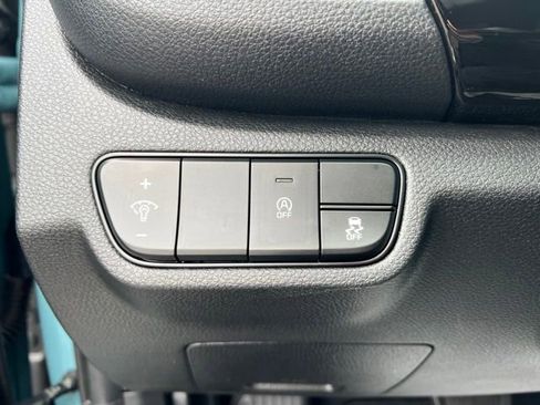Certified 2024 Kia Seltos S AWD/4WD image 11
